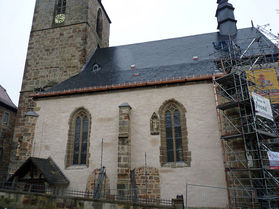 Abbau des Gerüstes an der Südseite (Foto: Karl-Franz Thiede)